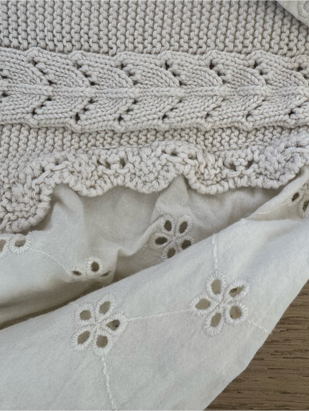 Next Girls Sweater Beige Size 4-5 Years - Picture 2 of 4